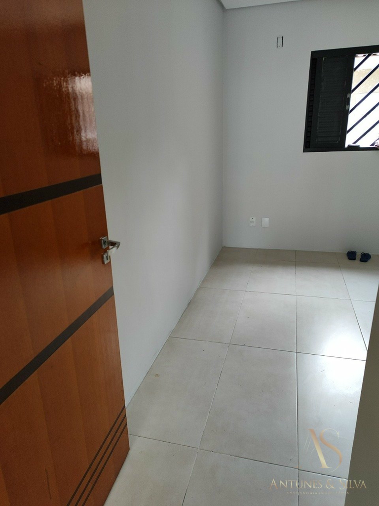 Casa à venda com 2 quartos, 97m² - Foto 14