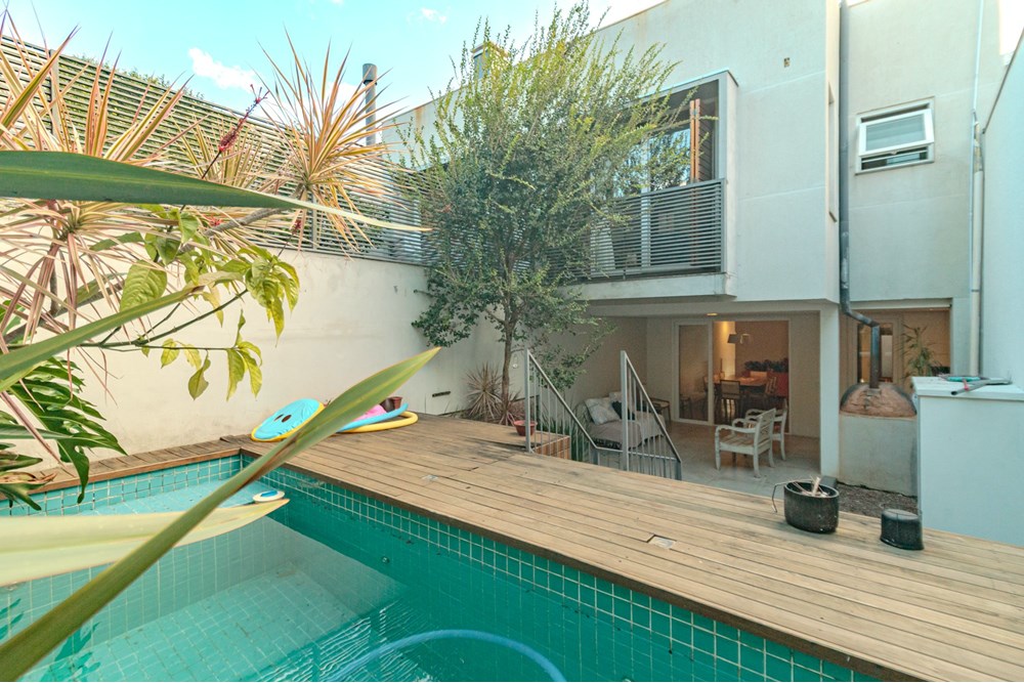 Casa à venda com 4 quartos, 310m² - Foto 25