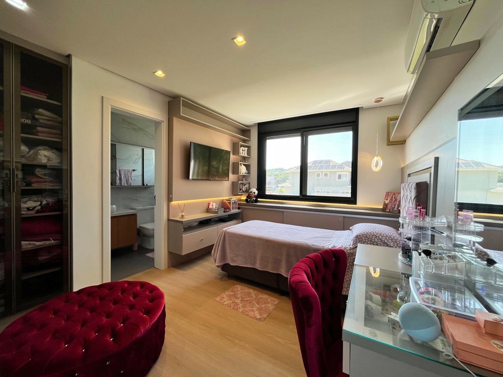 Casa de Condomínio à venda com 4 quartos, 351m² - Foto 13