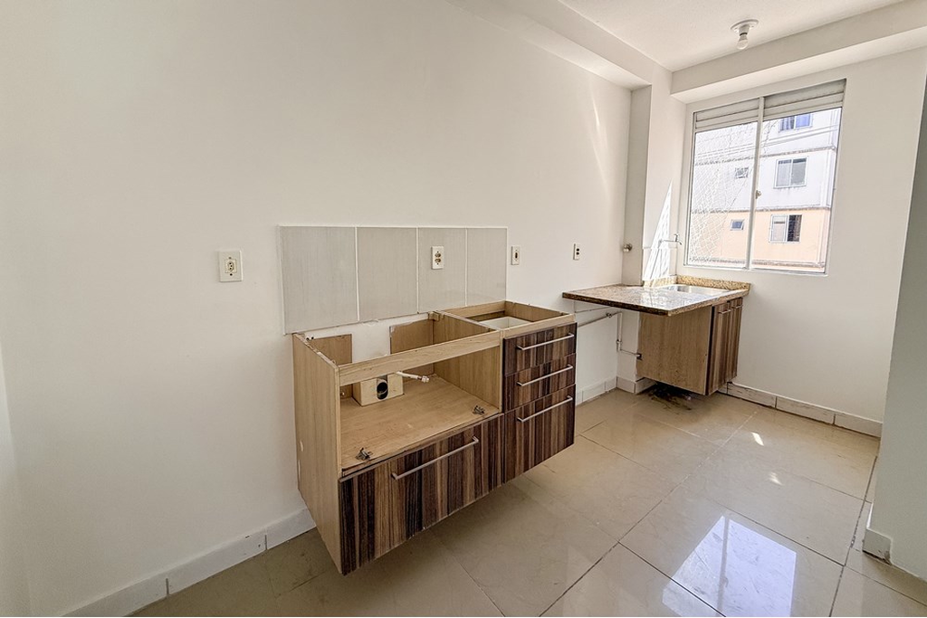 Apartamento à venda com 2 quartos, 42m² - Foto 23
