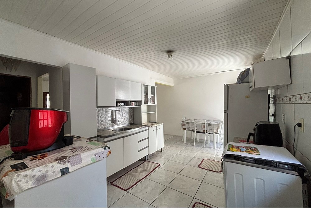 Casa à venda com 2 quartos, 99m² - Foto 9