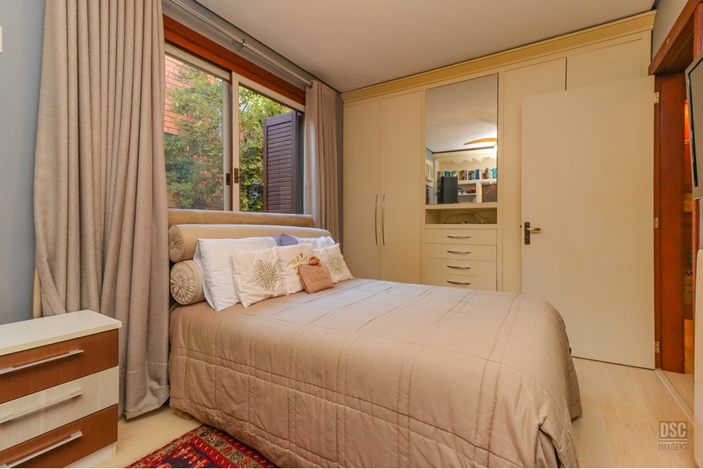 Casa de Condomínio à venda com 4 quartos, 379m² - Foto 46