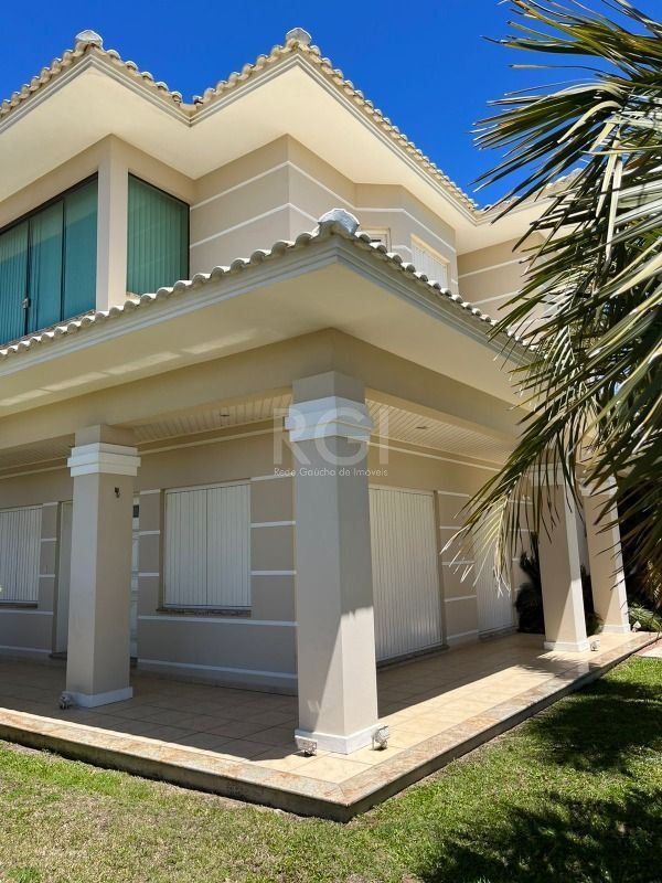 Casa à venda com 4 quartos, 320m² - Foto 32