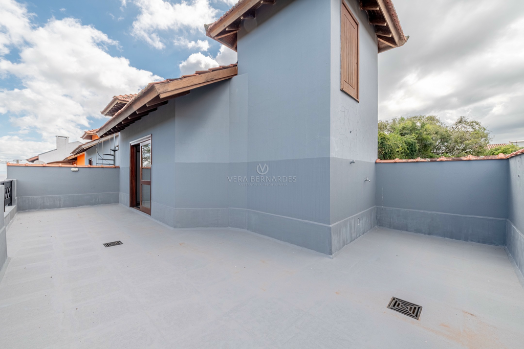 Casa à venda com 3 quartos, 239m² - Foto 5