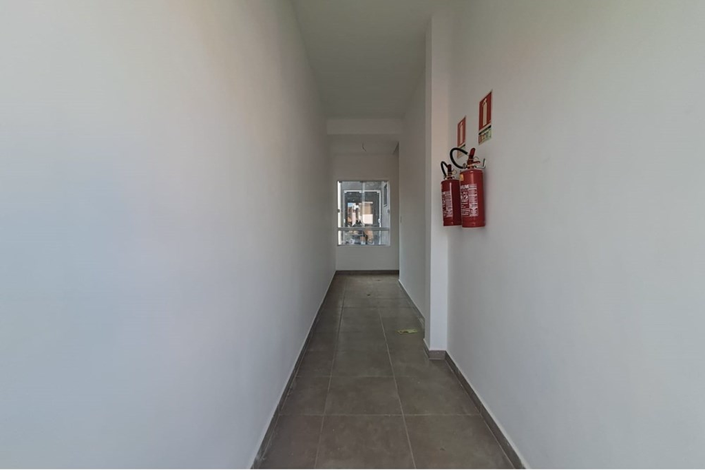 Apartamento à venda com 2 quartos, 42m² - Foto 11