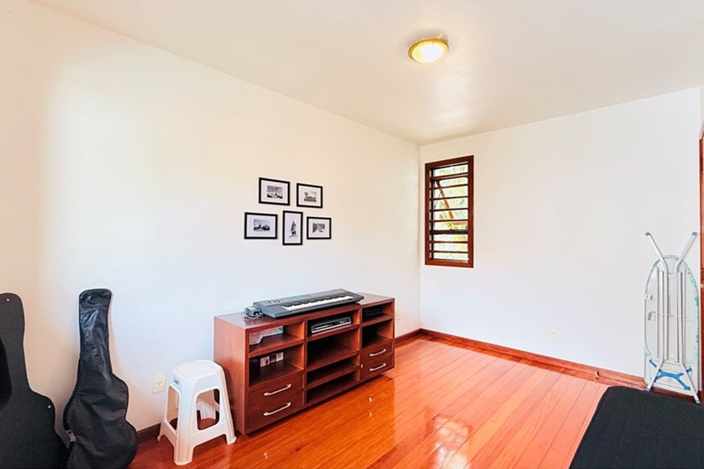 Casa, 4 quartos, 284 m² - Foto 22