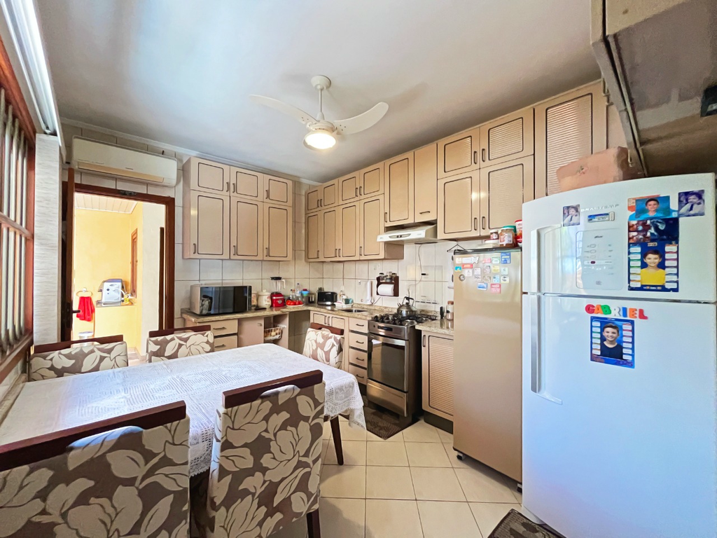 Casa, 3 quartos, 211 m² - Foto 6