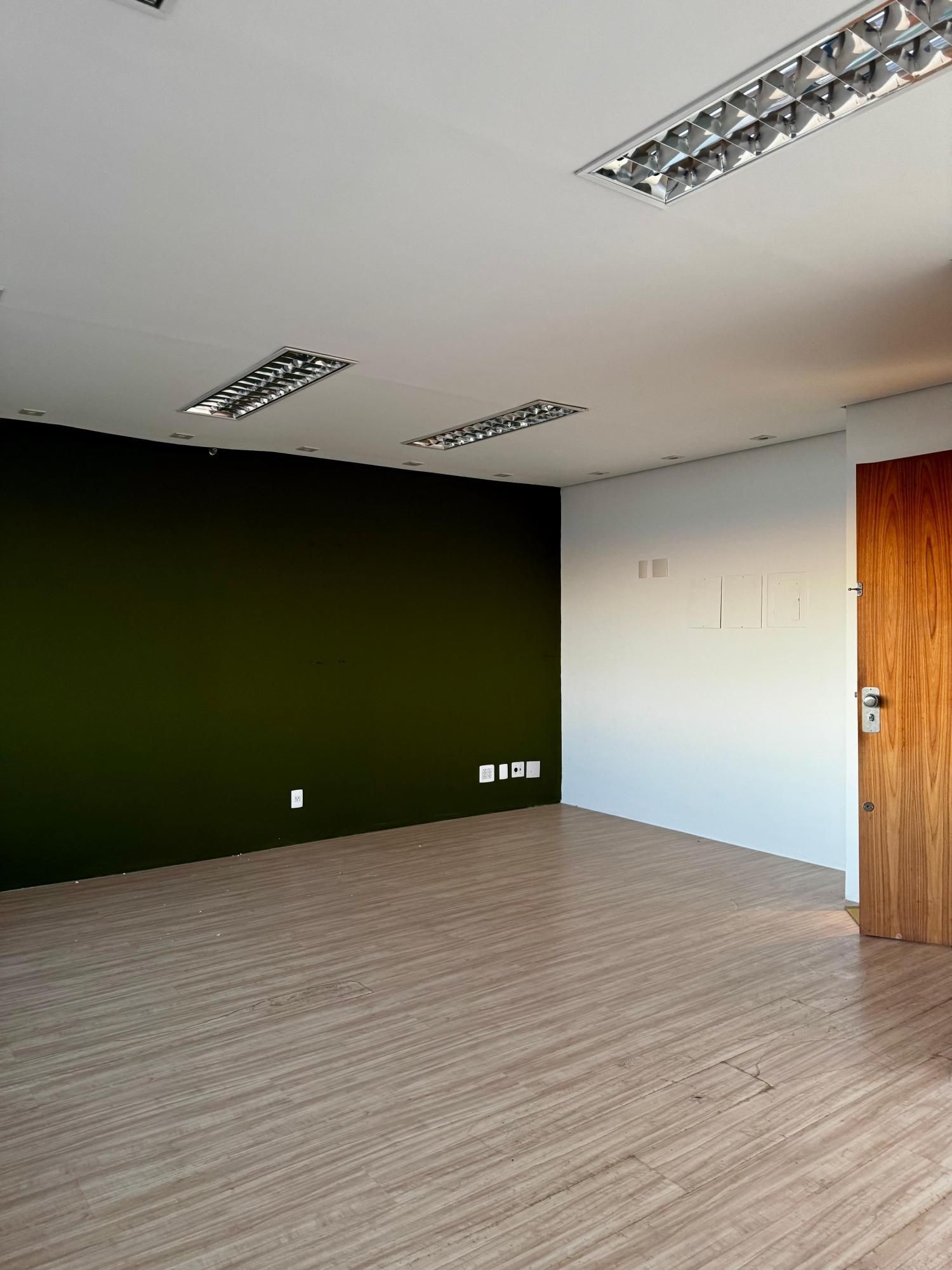 Conjunto Comercial-Sala para alugar com 1 quarto, 34m² - Foto 3