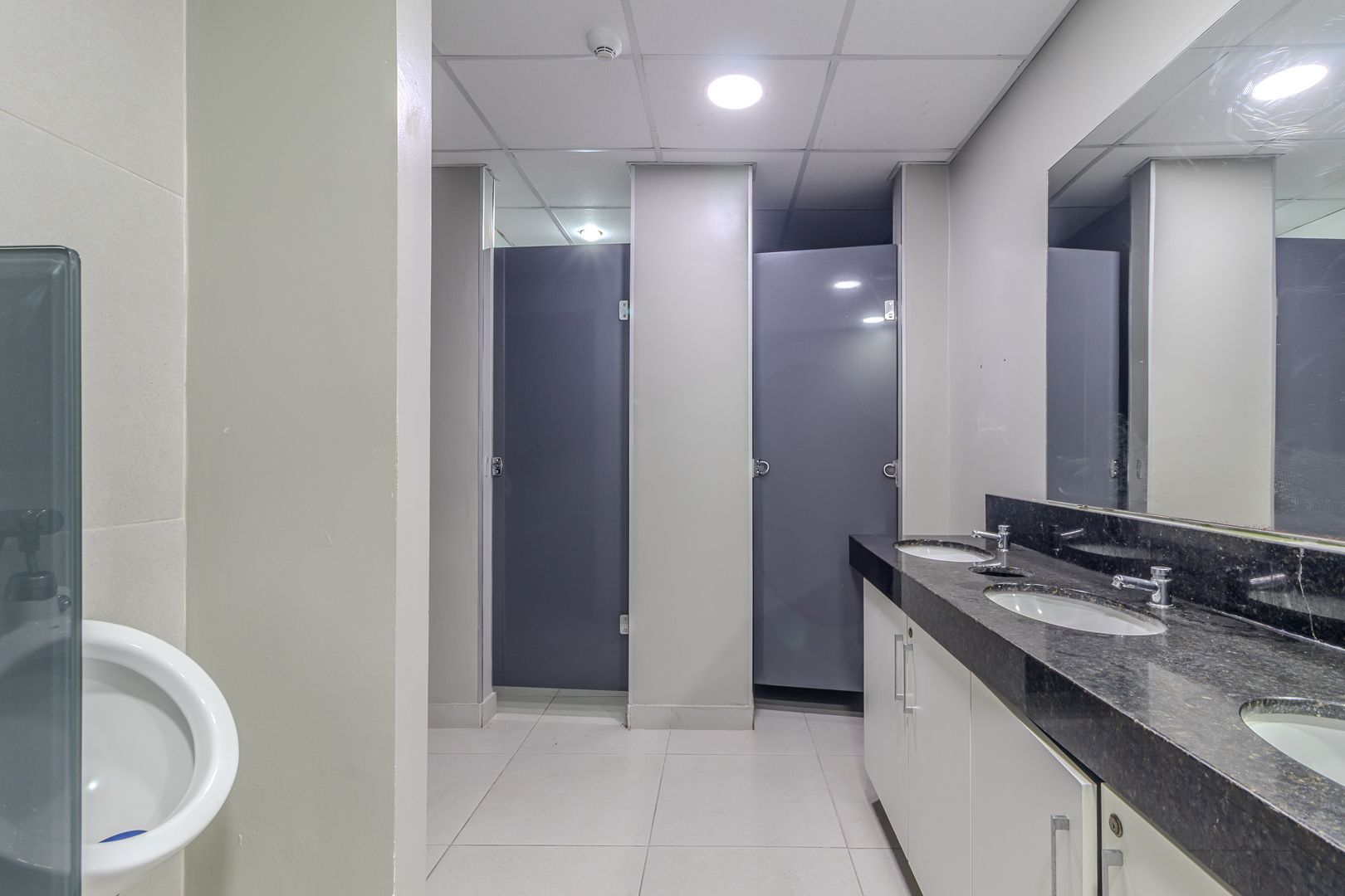 Prédio Inteiro para alugar com 4 quartos, 3451m² - Foto 44