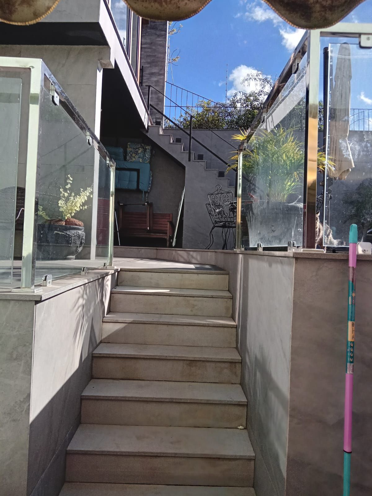 🏡✨ EXCELENTE CASA COM PISCINA, AMPLO ESCRITÓRIO E MUITO ESPAÇO! ✨🏊‍♂️ — foto 3