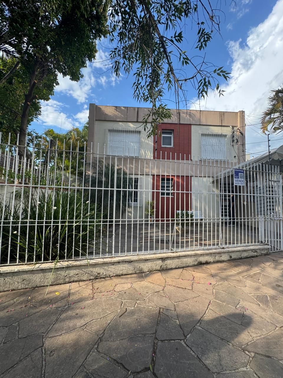 🏢 APARTAMENTO 2 DORMITÓRIOS – SILENCIOSO & CONFORTÁVEL