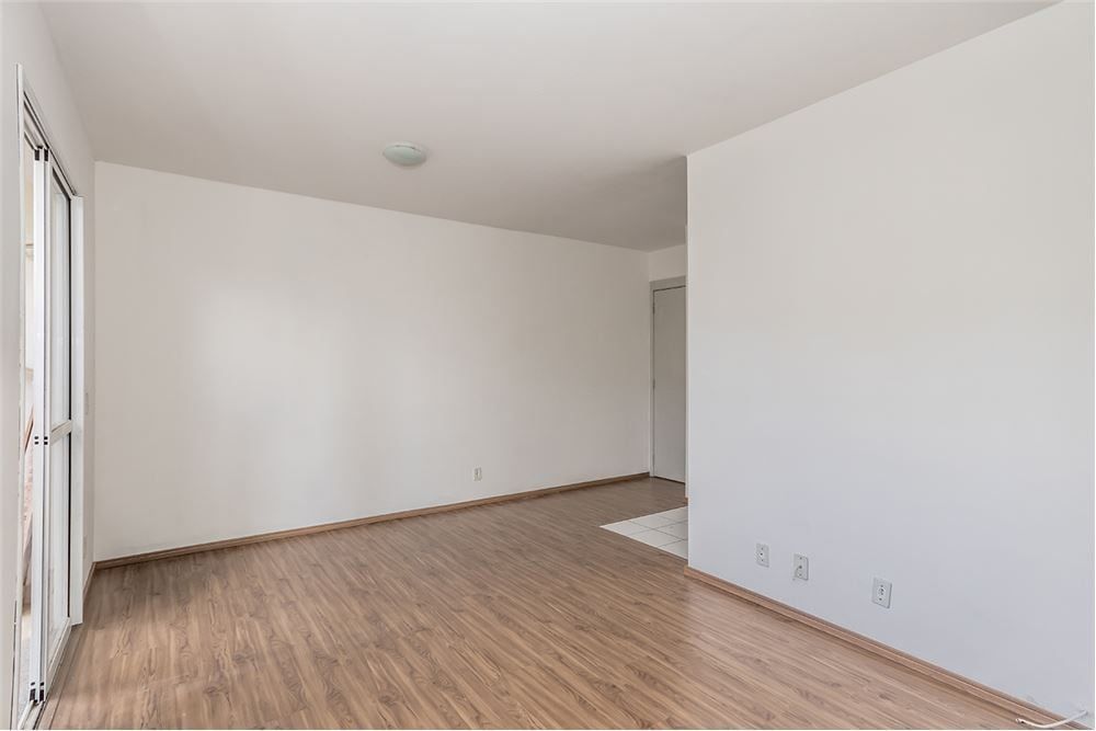 Apartamento à venda com 3 quartos, 66m² - Foto 25