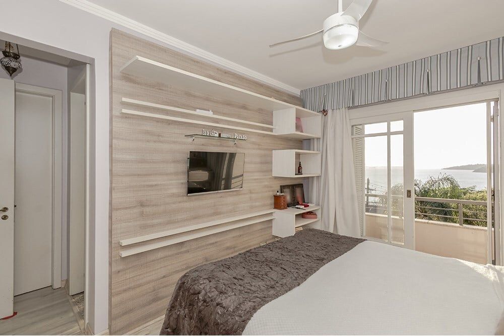 Casa à venda com 3 quartos, 303m² - Foto 3