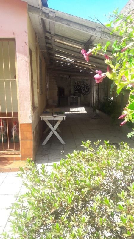 Casa à venda com 2 quartos, 100m² - Foto 4