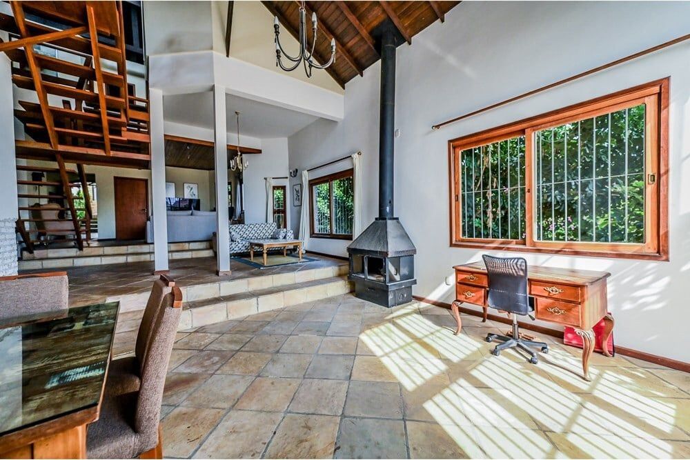 Casa à venda com 4 quartos, 328m² - Foto 31