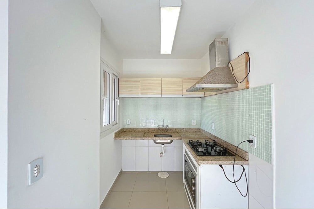 Casa à venda com 2 quartos, 77m² - Foto 3