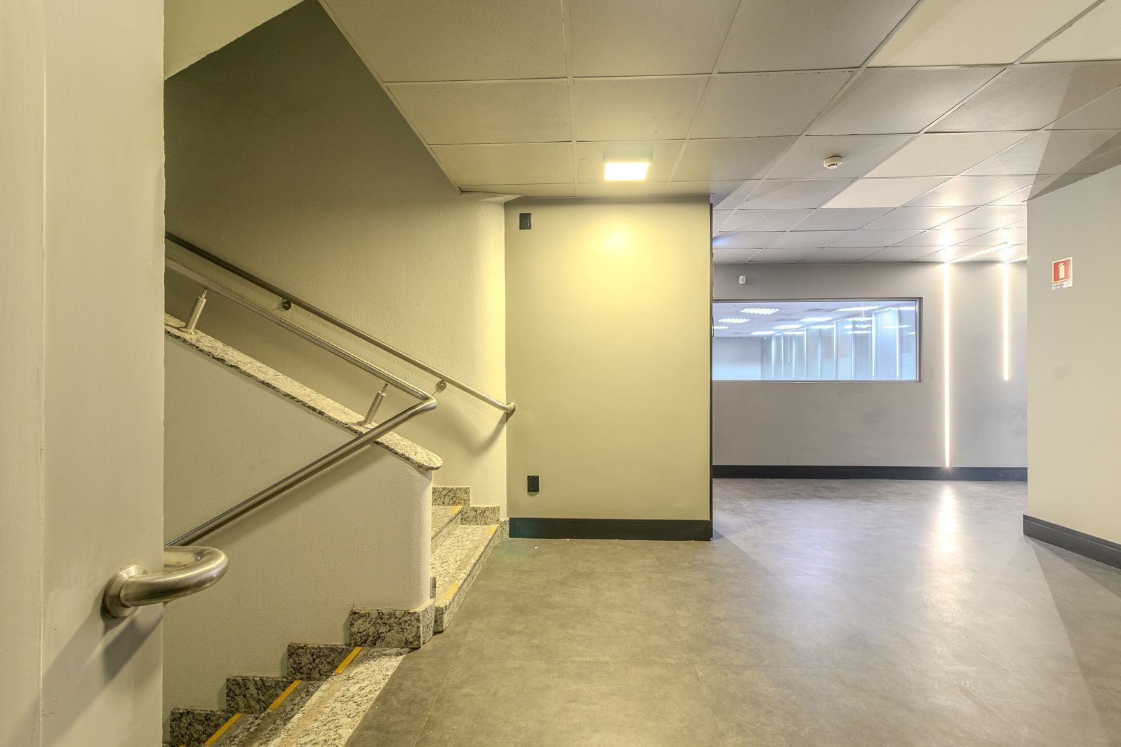 Prédio Inteiro para alugar com 4 quartos, 3451m² - Foto 20