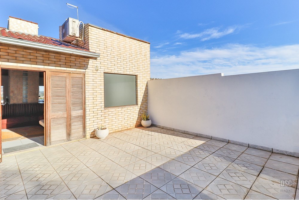 Casa à venda com 5 quartos, 382m² - Foto 16