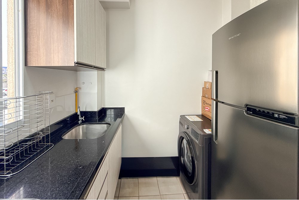 Apartamento à venda com 2 quartos, 40m² - Foto 17
