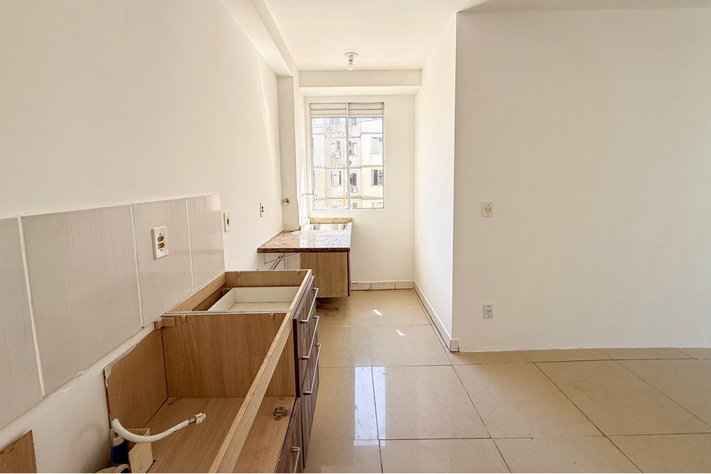 Apartamento à venda com 2 quartos, 42m² - Foto 25