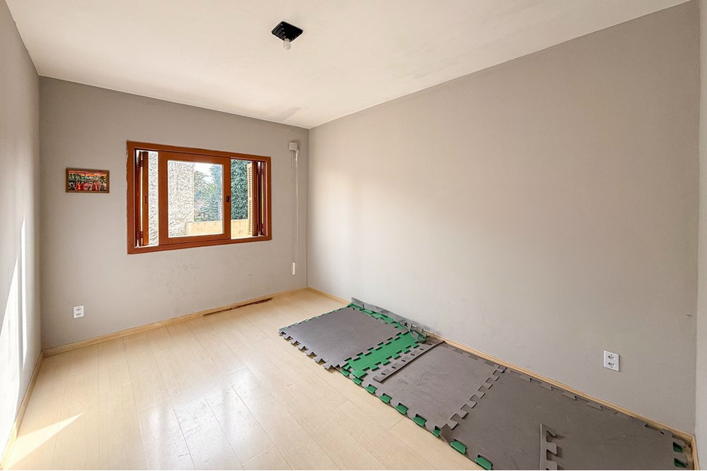 Casa à venda com 6 quartos, 285m² - Foto 33