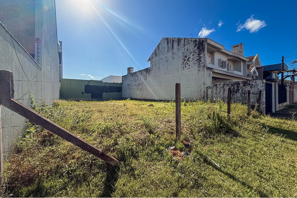 Terreno, 299 m² - Foto 1