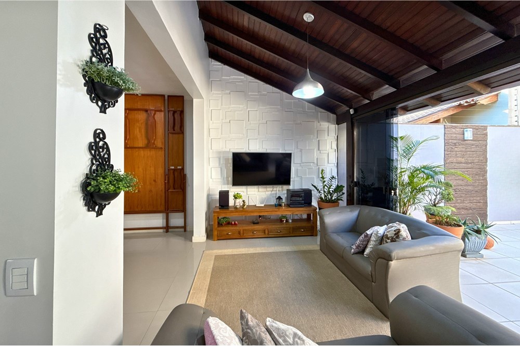 Casa, 4 quartos, 329 m² - Foto 5