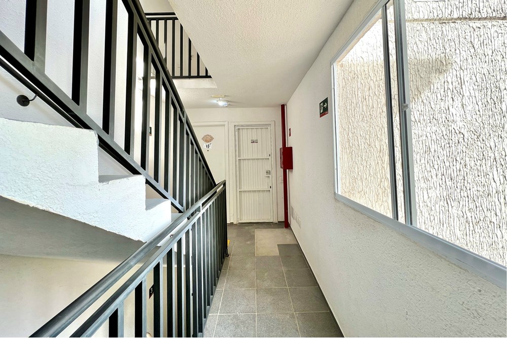Apartamento à venda com 2 quartos, 40m² - Foto 5