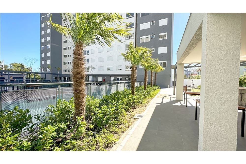 Apartamento à venda com 2 quartos, 60m² - Foto 11