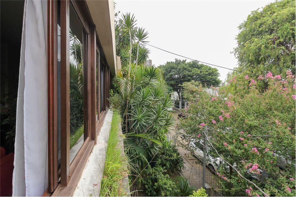 Casa, 3 quartos, 253 m² - Foto 30