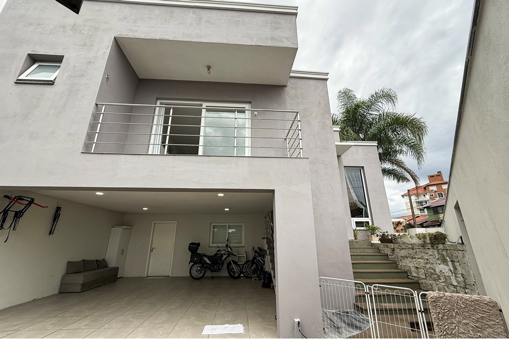 Casa à venda com 5 quartos, 194m² - Foto 67