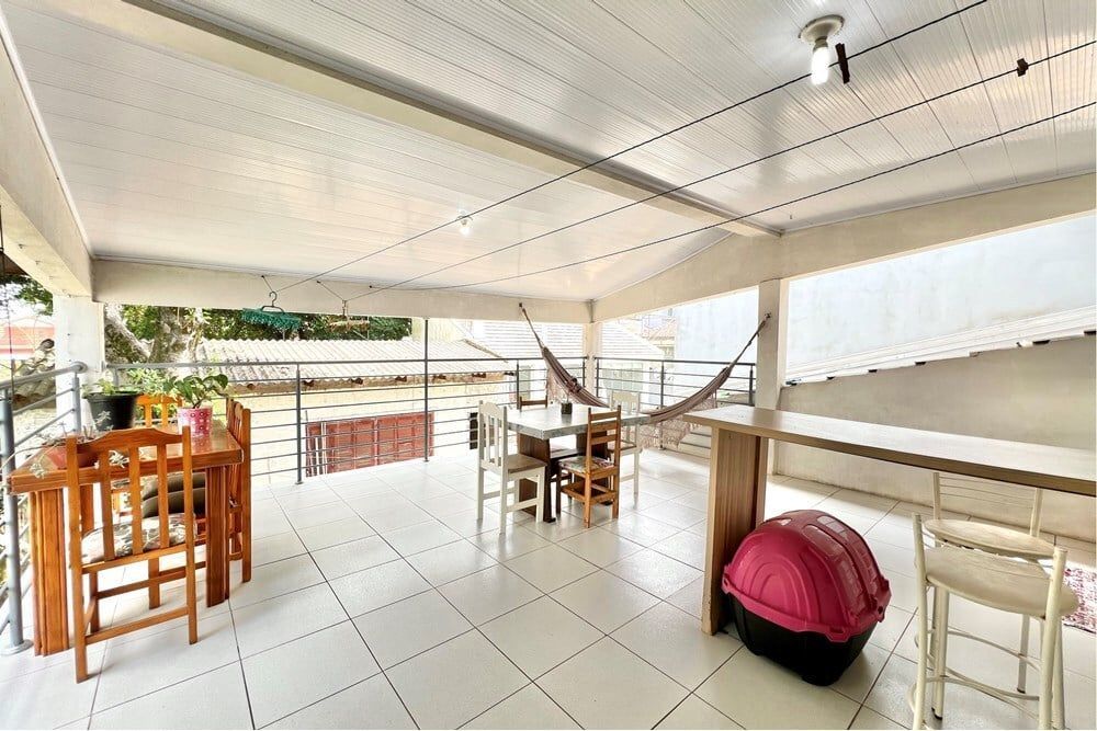 Casa à venda com 4 quartos, 226m² - Foto 14