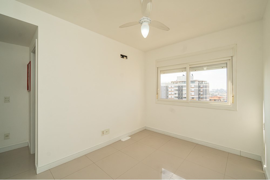 Apartamento à venda com 2 quartos, 67m² - Foto 17