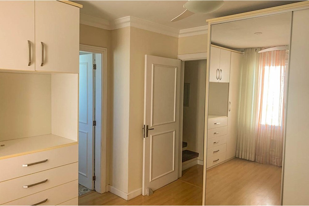 Casa de Condomínio à venda com 3 quartos, 213m² - Foto 31