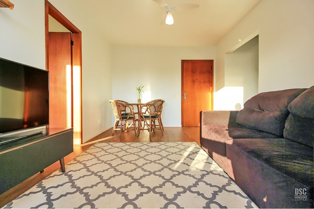 Apartamento à venda com 3 quartos, 168m² - Foto 4