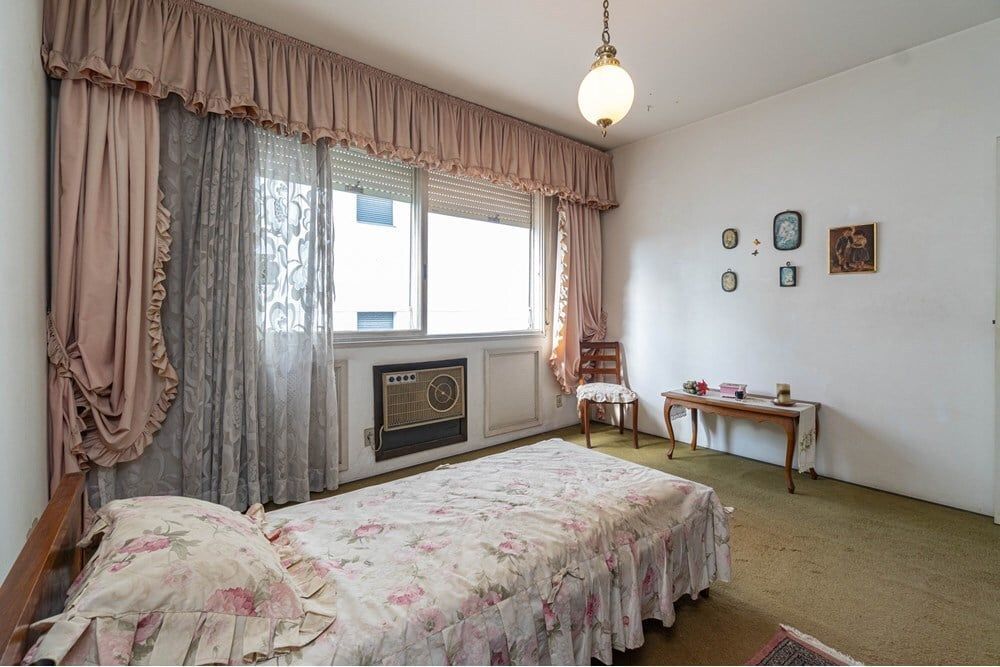 Apartamento à venda com 4 quartos, 278m² - Foto 4