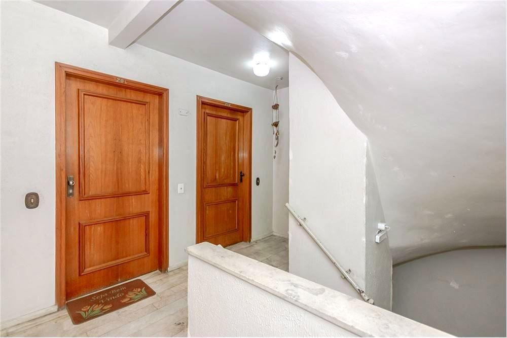Apartamento à venda com 4 quartos, 148m² - Foto 17