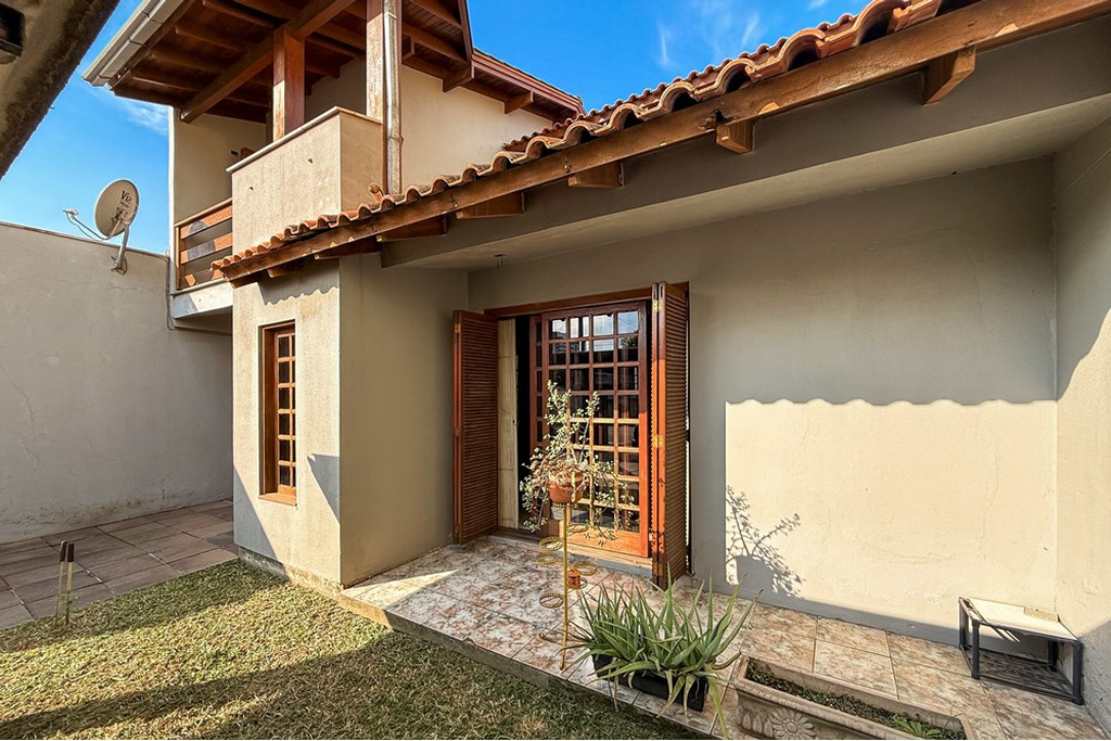 Casa à venda com 4 quartos, 251m² - Foto 31