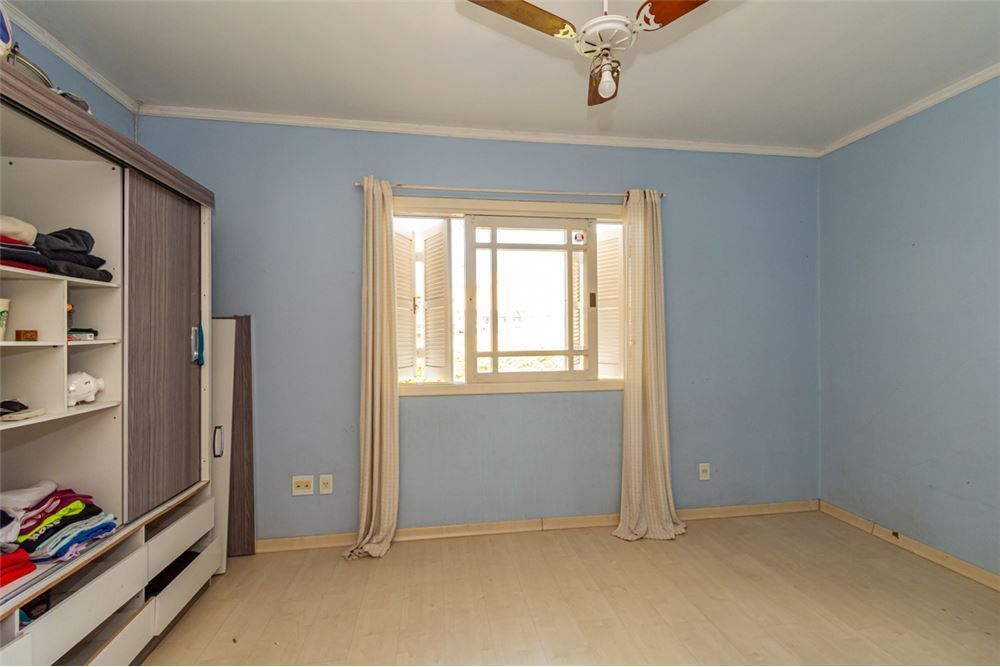 Casa à venda com 4 quartos, 295m² - Foto 28