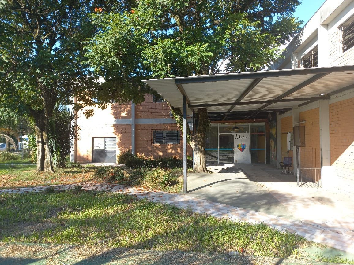 Depósito-Galpão-Armazém para alugar com 3 quartos, 1549m² - Foto 1
