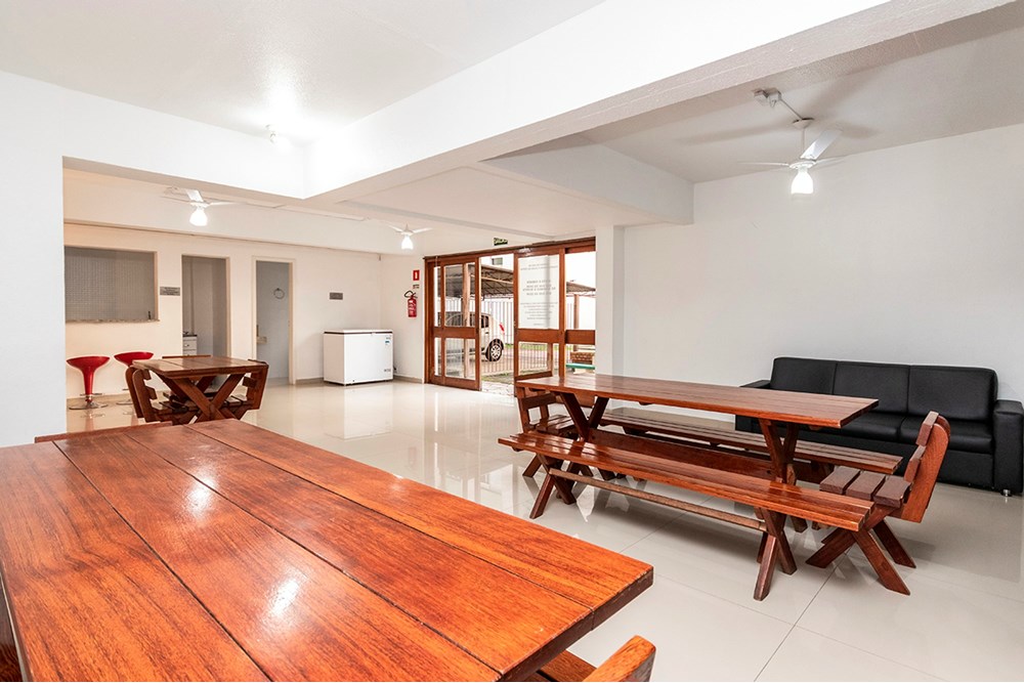 Apartamento à venda com 2 quartos, 63m² - Foto 4