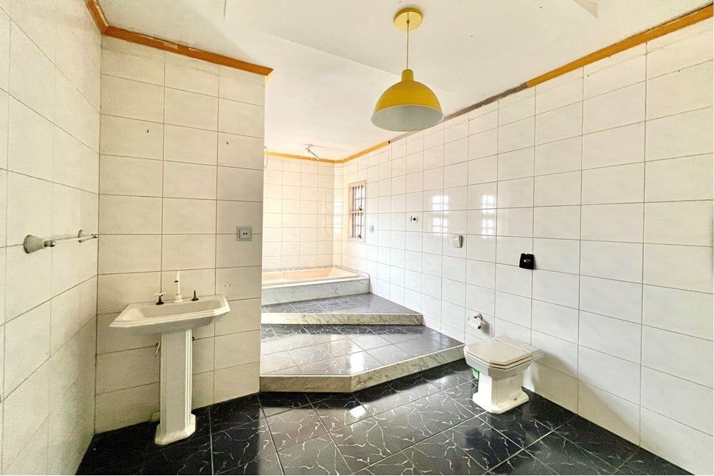 Casa à venda com 2 quartos, 201m² - Foto 8