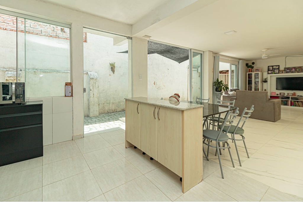 Casa à venda com 3 quartos, 178m² - Foto 23