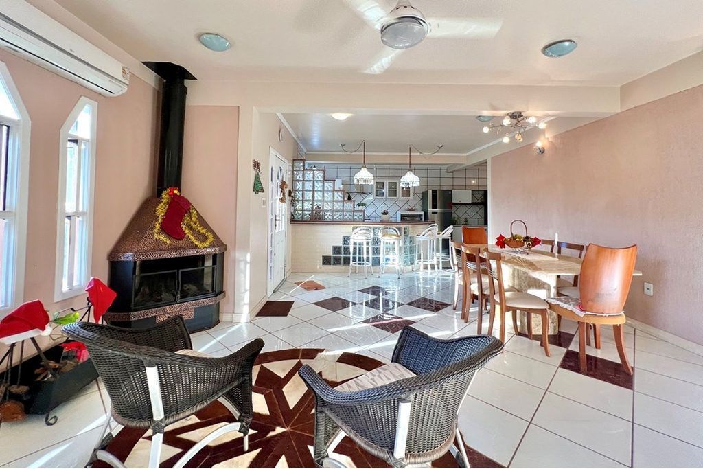 Casa, 3 quartos, 240 m² - Foto 11