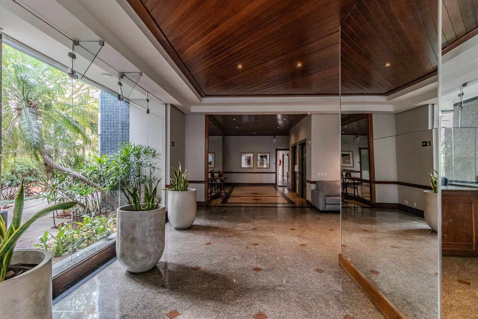 Cobertura, 3 quartos, 259 m² - Foto 5