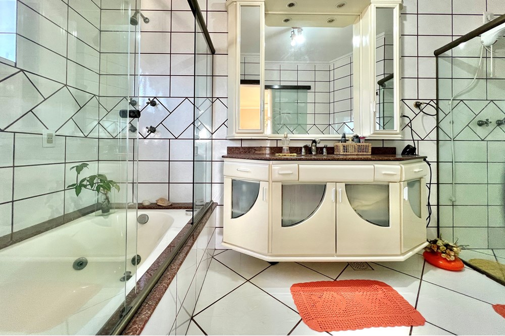 Casa, 3 quartos, 242 m² - Foto 25