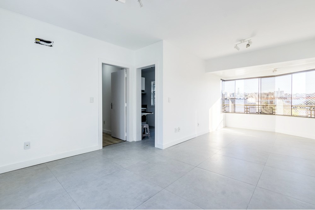 Apartamento à venda com 2 quartos, 75m² - Foto 29