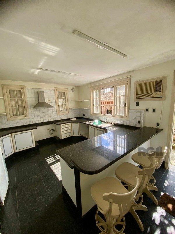 Casa para alugar com 5 quartos, 721m² - Foto 15