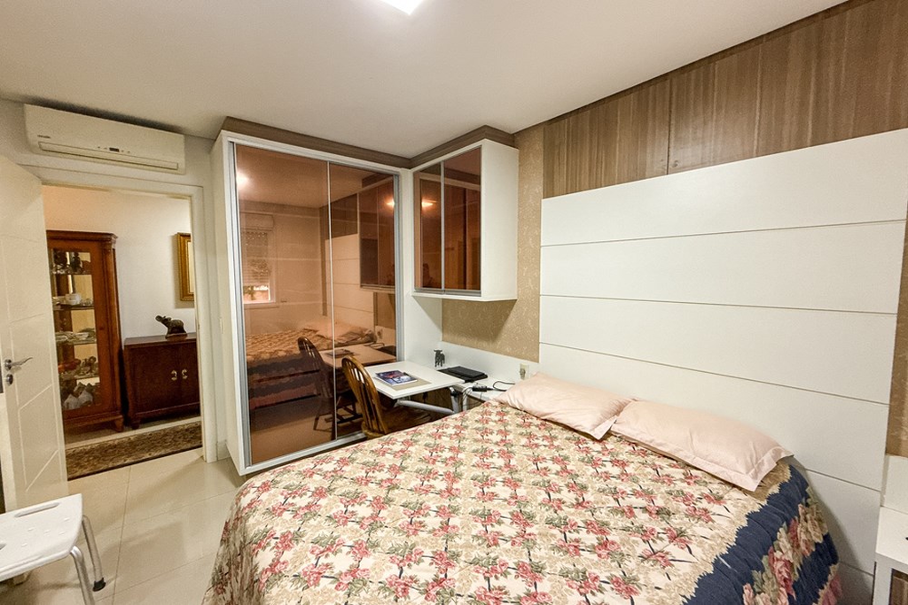 Casa, 4 quartos, 317 m² - Foto 8