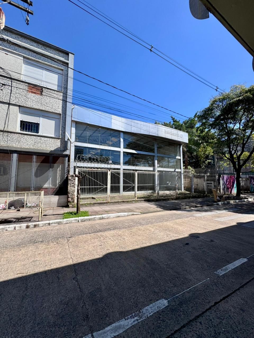 Loja para Venda - 390m², na Rua Souza Reis prox benjamim
